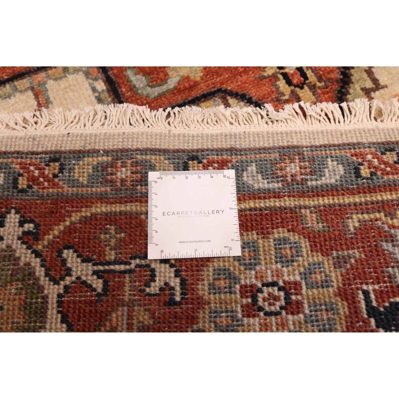 ECARPETGALLERY Hand-knotted Jules Sultane Ivory Wool Rug - 4'10 x 7'11