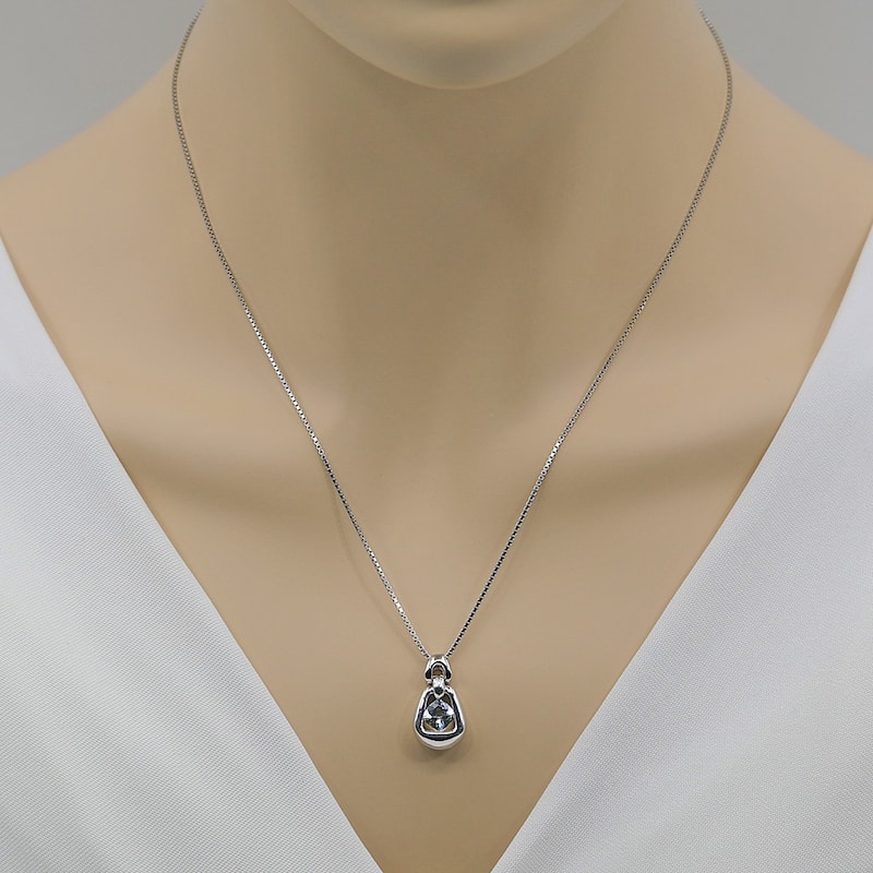 0.75 ct Aquamarine Pendant in Sterling Silver