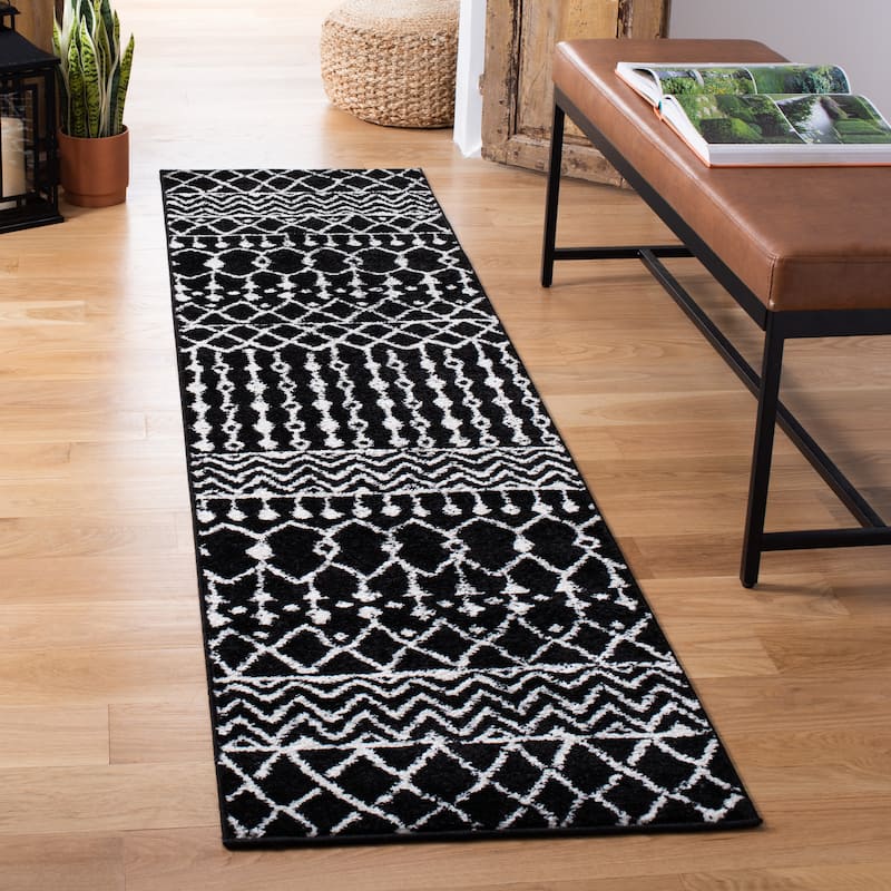 SAFAVIEH Tulum Metta Moroccan Boho Tribal Rug - 2' x 9' Runner - Black/Ivory