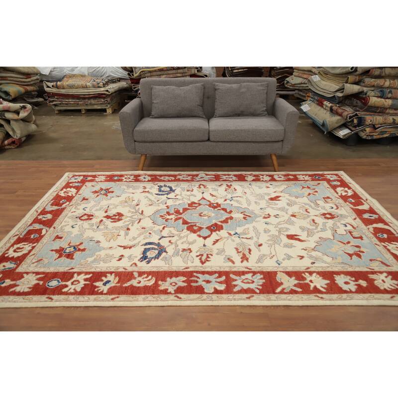 Hand Knotted Oriental 100% Wool Carpet Transitional Floral Beige & Ivories Oushak Area Rug - 9' 0'' X 6' 2''