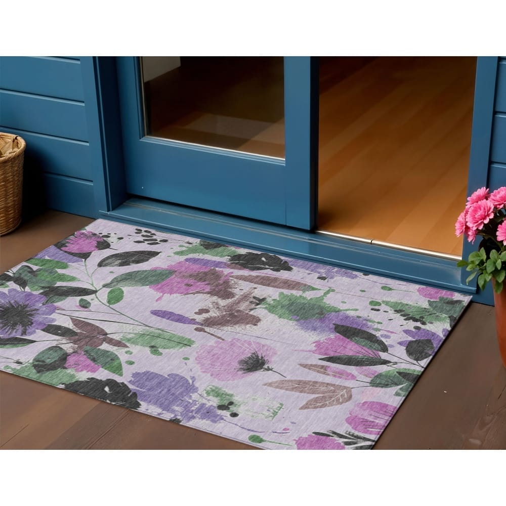 HomeRoots Floral Transitional Rectangle Outdoor Rug