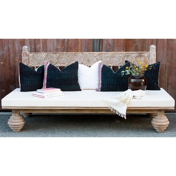 Carved daybed deals