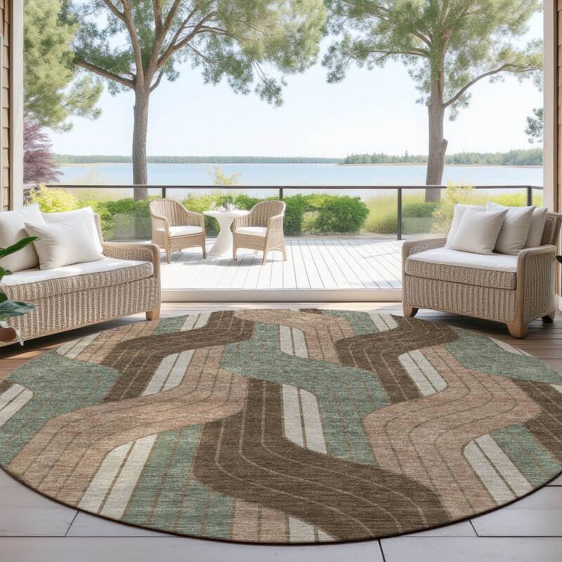 Machine Washable Indoor/ Outdoor Modern Pathway Chantille Rug - Chocolate - 8' x 8'