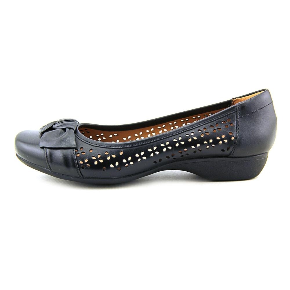 clarks collection women's propose band flats