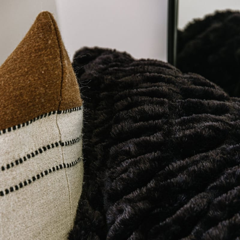 Minky Designs Luxuriously Soft Chic Minky Faux Fur Blankets