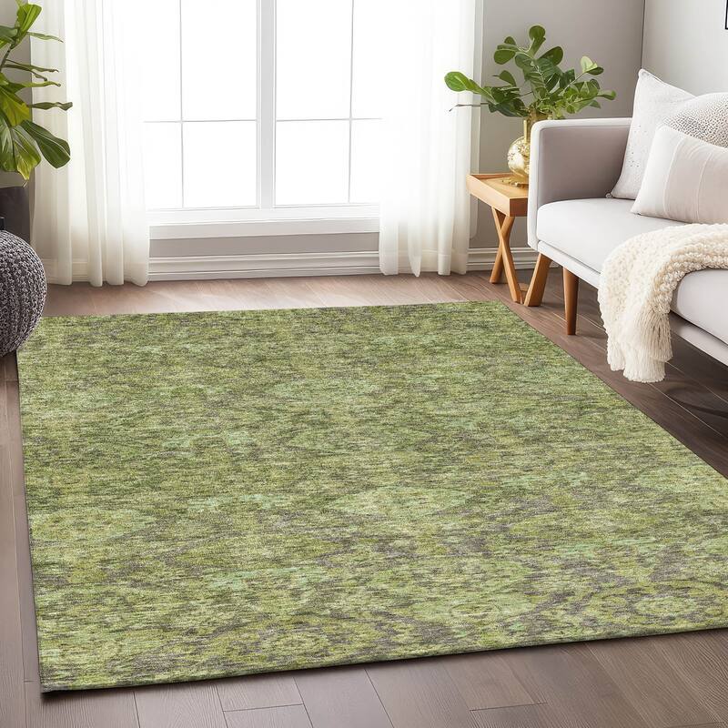 Machine Washable Indoor/ Outdoor Traditional Damask Chantille Rug - Green - 10' x 14'