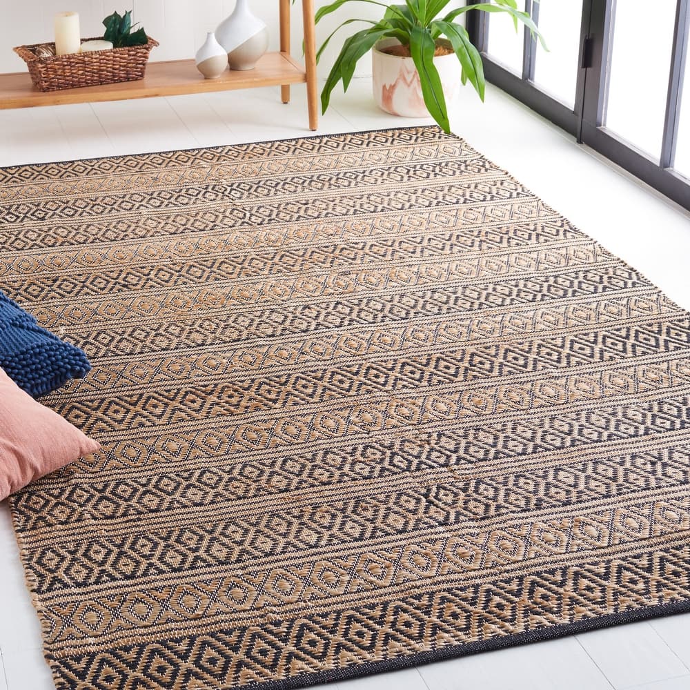 SAFAVIEH Flatweave Natural Fiber Valeryia Jute Rug