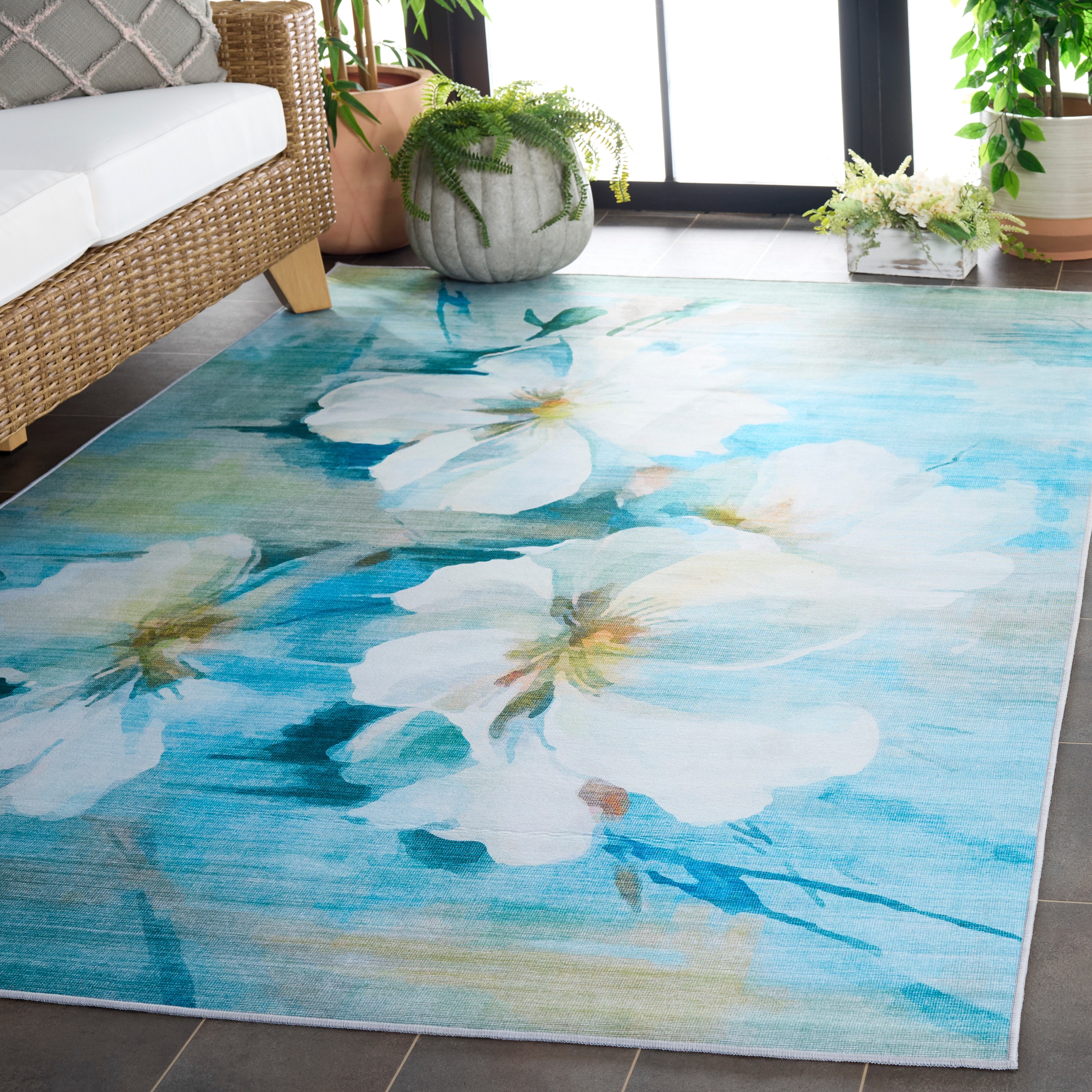 SAFAVIEH Tacoma Frania Machine Washable & Slip Resistant Rug