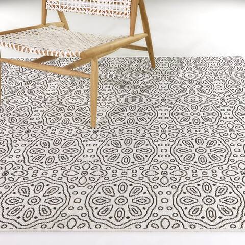 Tristan Transitional Medallion Area Rug