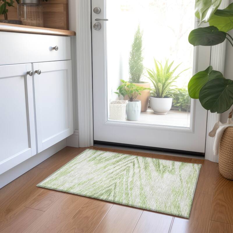 Machine Washable Indoor/ Outdoor Chantille Modern Chevron Rug