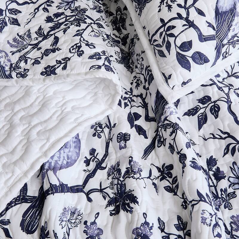 Brooklyn Loom Ava Floral Quilt Set