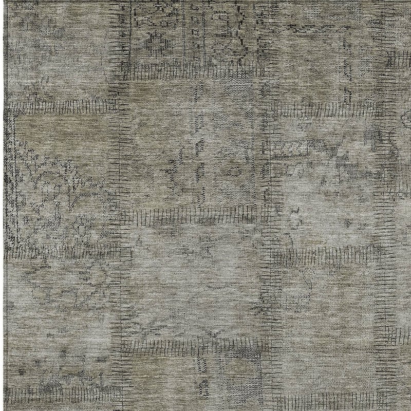 HomeRoots Patchwork Transitional Rectangle Outdoor Rug