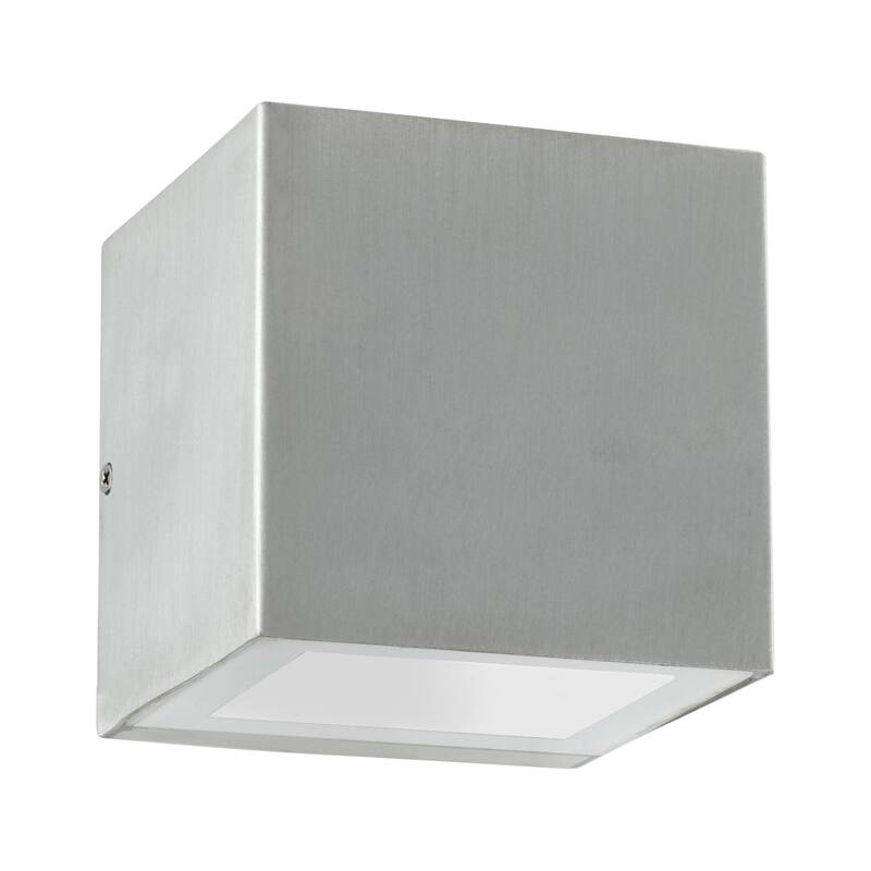 Quorum International Ion 5" Tall LED Outdoor Wall Sconce - 1140 Lumens