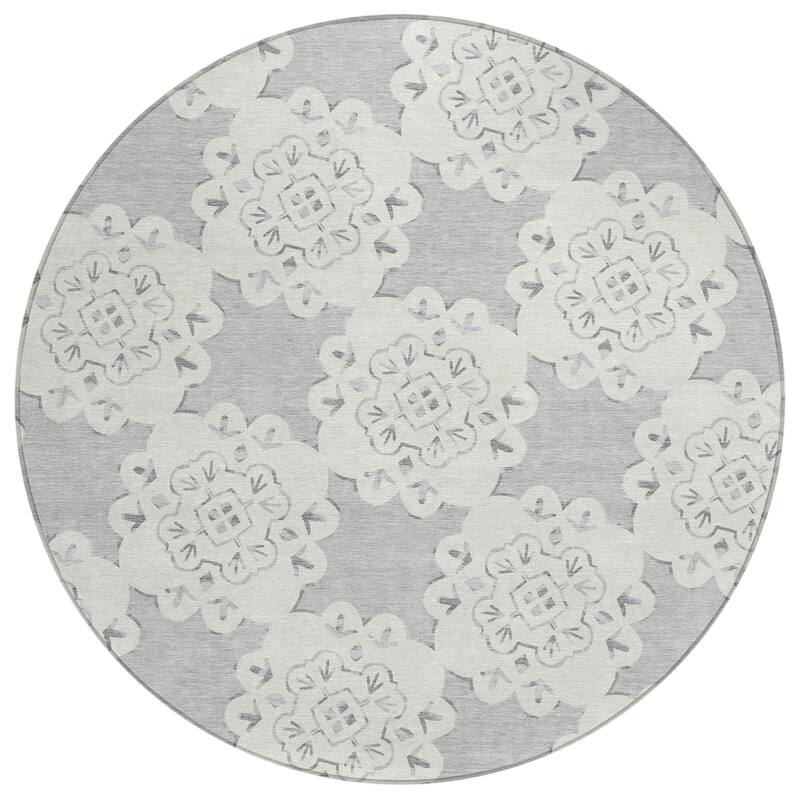 Machine Washable Indoor/ Outdoor Global Motif Chantille Rug