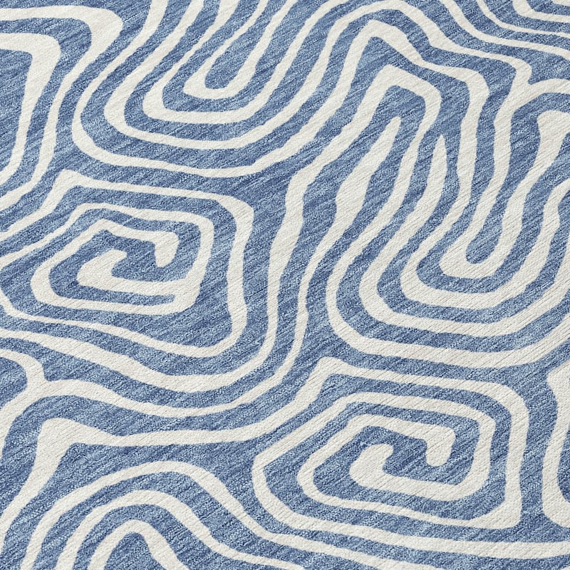 Machine Washable Indoor/ Outdoor Modern Trance Chantille Rug
