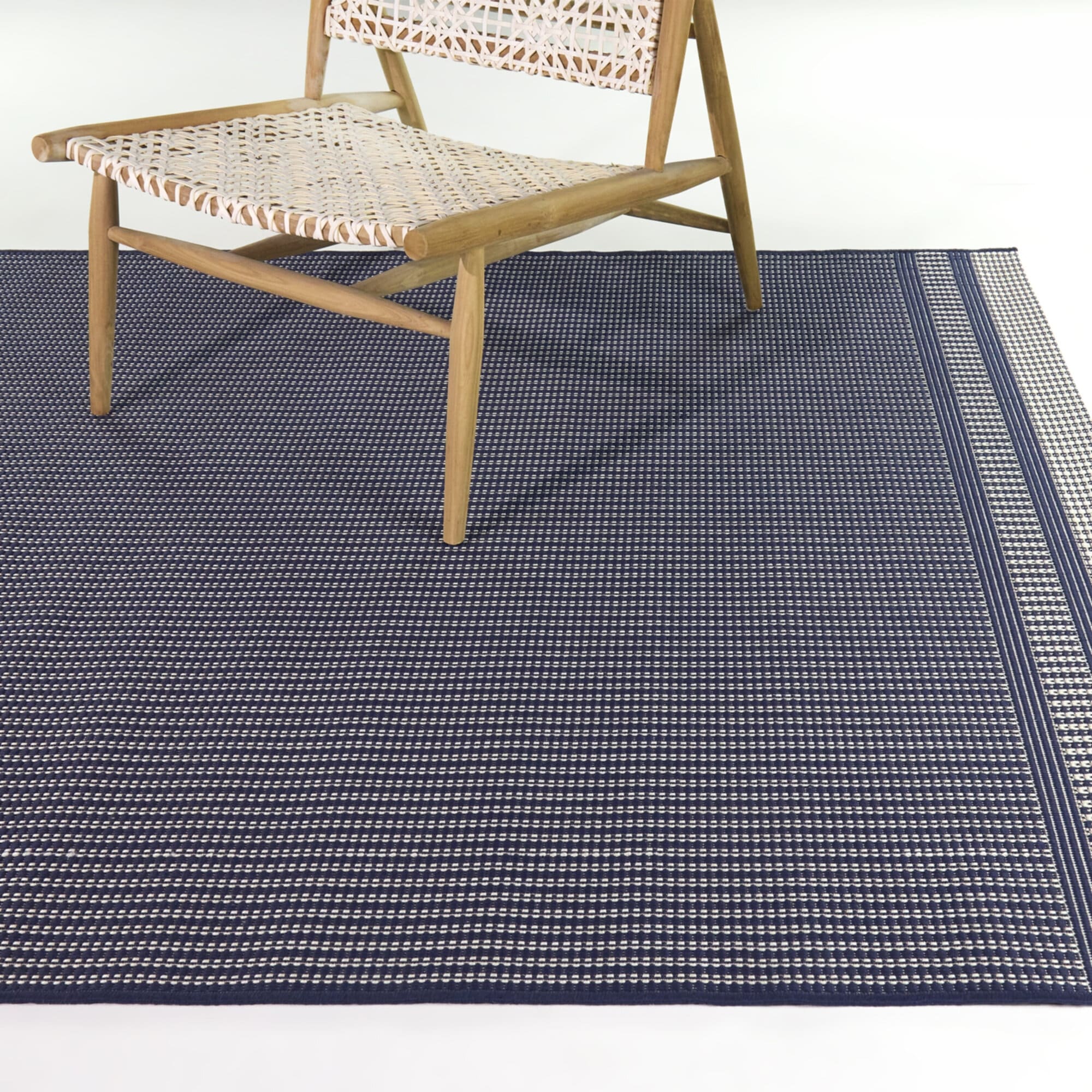 Dehner Striped Border Indoor/Outdoor Area Rug