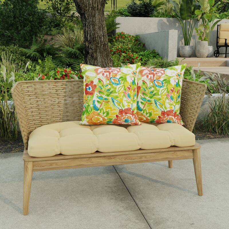 18" x 18" Outdoor Throw Pillow - Set of 2 - 18'' L x 18'' W x 4'' H