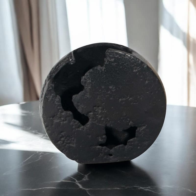 Black Hammered Aluminum Table Vase for Modern Home Decor - Black
