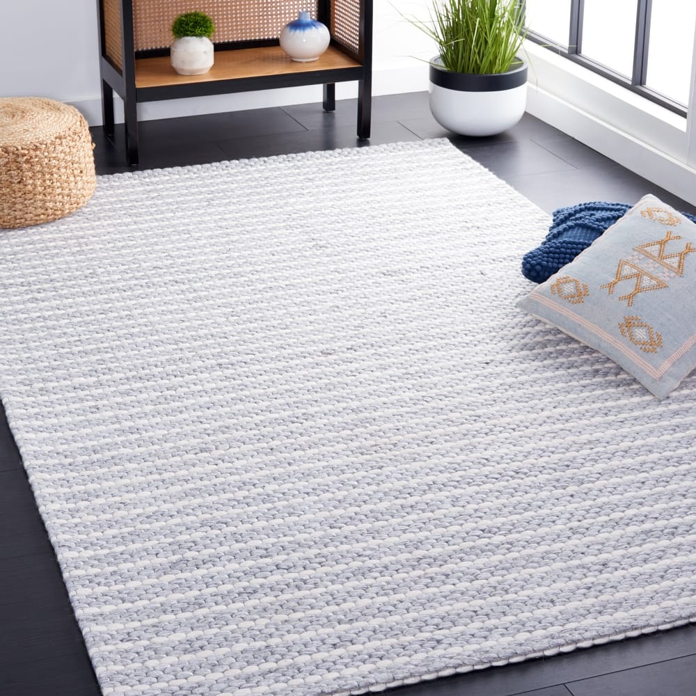 SAFAVIEH Handmade Marbella Sabire Modern Wool Rug