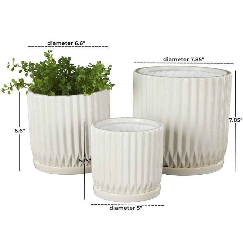 Black or White Ceramic Ribbed Indoor Outdoor Planter with Attached Saucer (Set of 3)