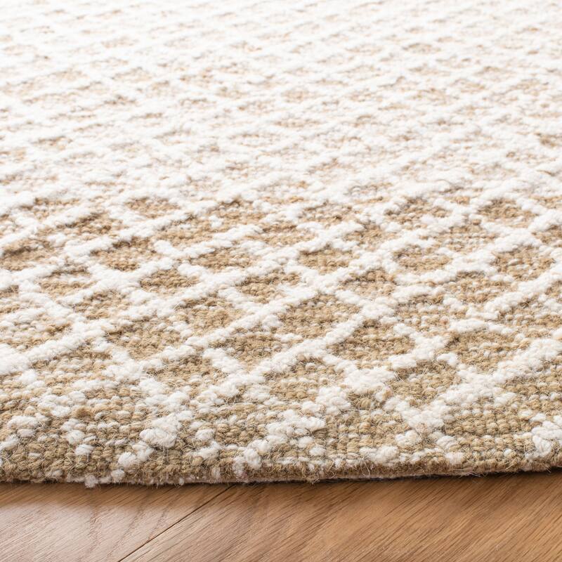 SAFAVIEH Handmade Micro-Loop Louwra Wool Rug