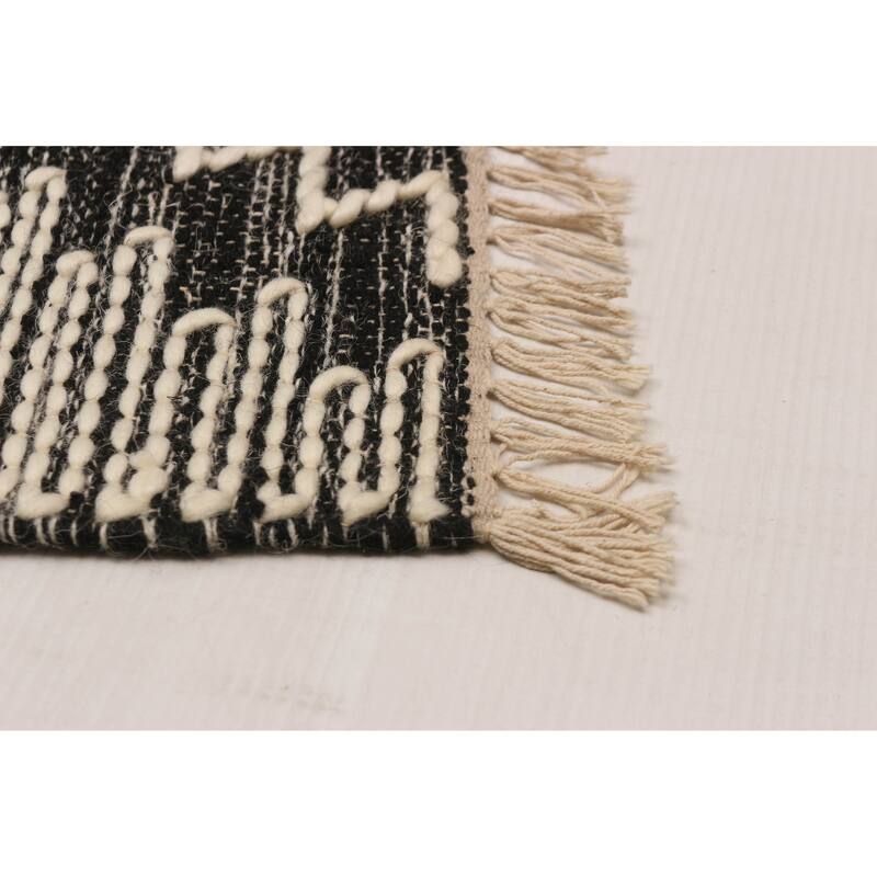 Marrakech Black, White Kilim 5'1" x 8'0" - 5'1 x 8'0