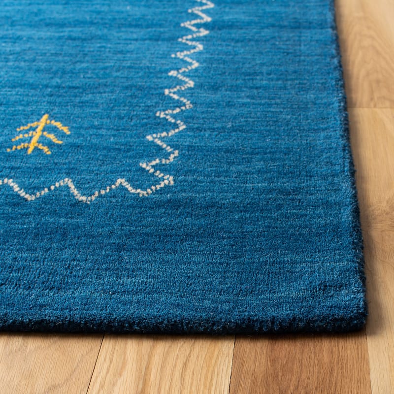 SAFAVIEH Handmade Himalaya Karly Modern Wool Rug