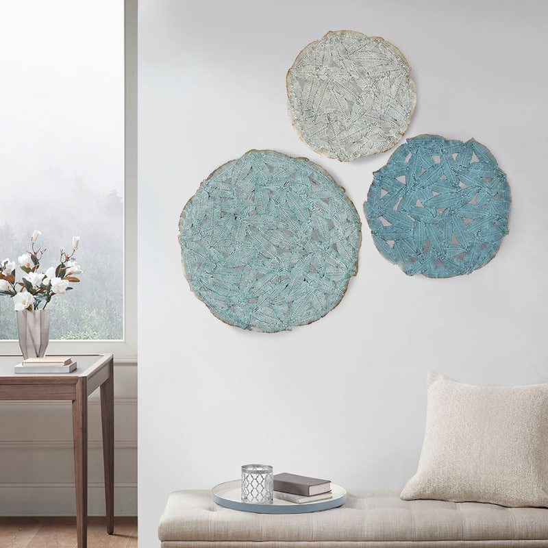 Roomfitters Textured Feather 3-Piece Metal Disc Wall Decor Set, Modern Round 20-Inch Dimensional verdigris Wall Art, Blue