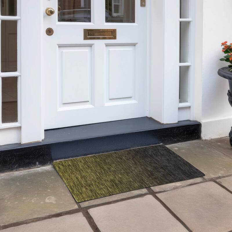 Machine Washable Indoor/ Outdoor Chantille Ombre Solid Rug - Olive - 1'8" x 2'6"