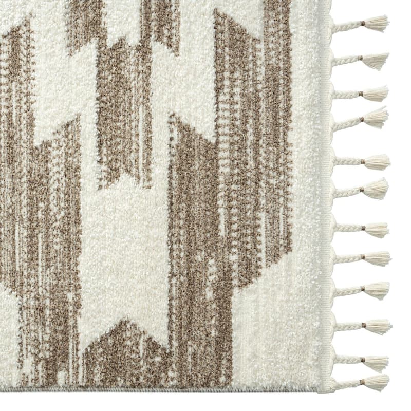Luxe Weavers Geometric South Western Area Rug, Carpet with Fringe