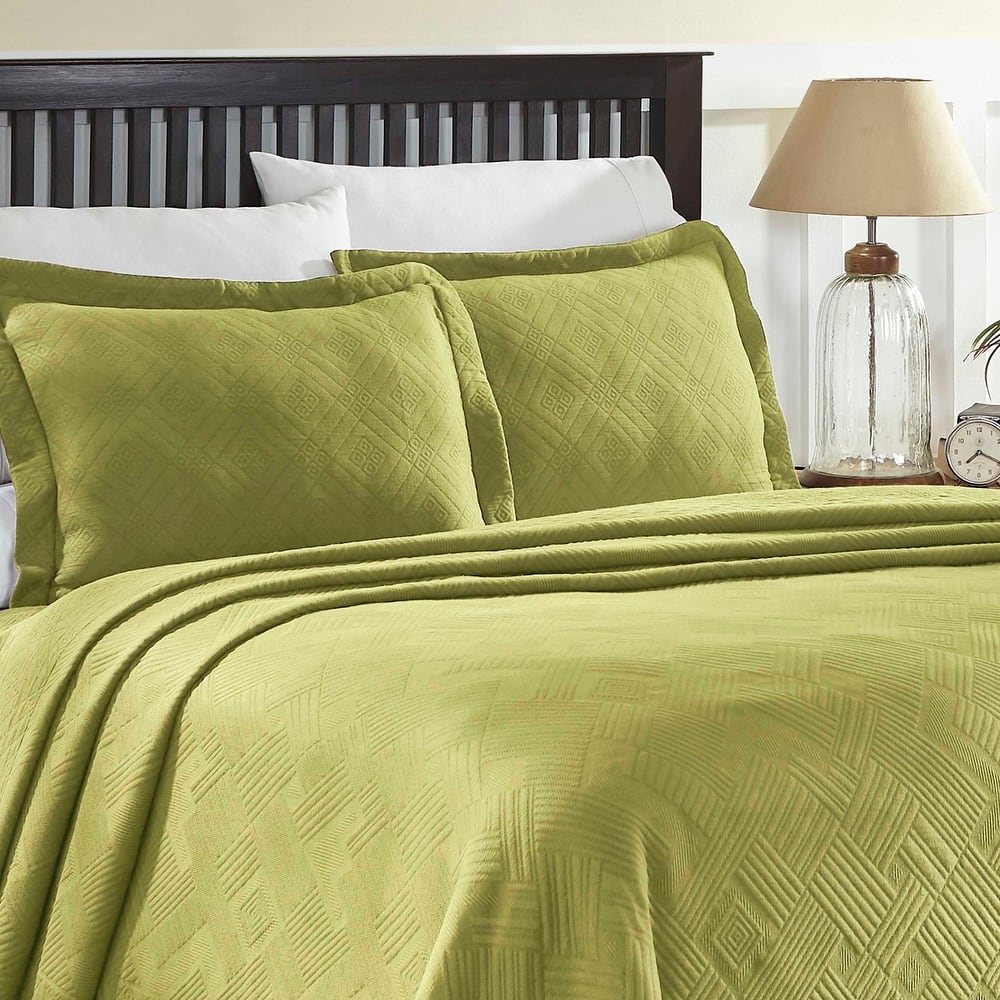 Superior Geometric Fret Cotton Decorative Bedspread Set