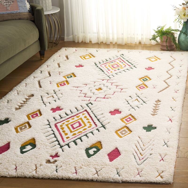 SAFAVIEH Handmade Casablanca Adiba Shag Boho Wool 1-inch Rug - 8' x 10' - Ivory/Pink