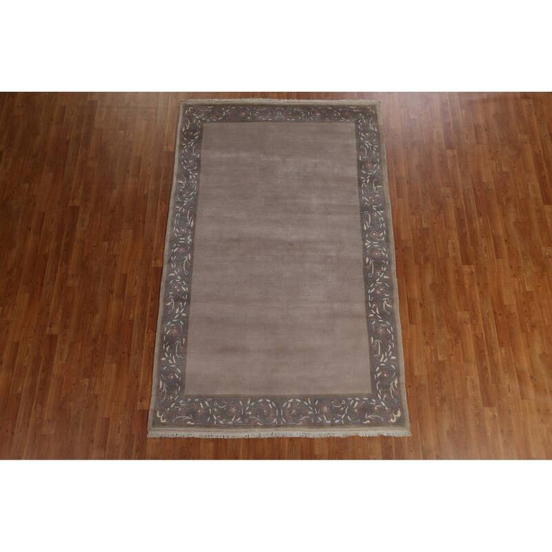 Bordered Nepalese Oriental Wool Area Rug Hand-knotted Office Carpet - 5'6" x 8'7"