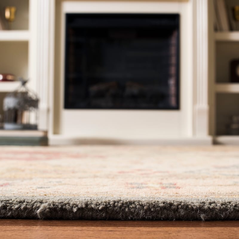 SAFAVIEH Handmade Antiquity Claudiane Traditional Oriental Wool Rug