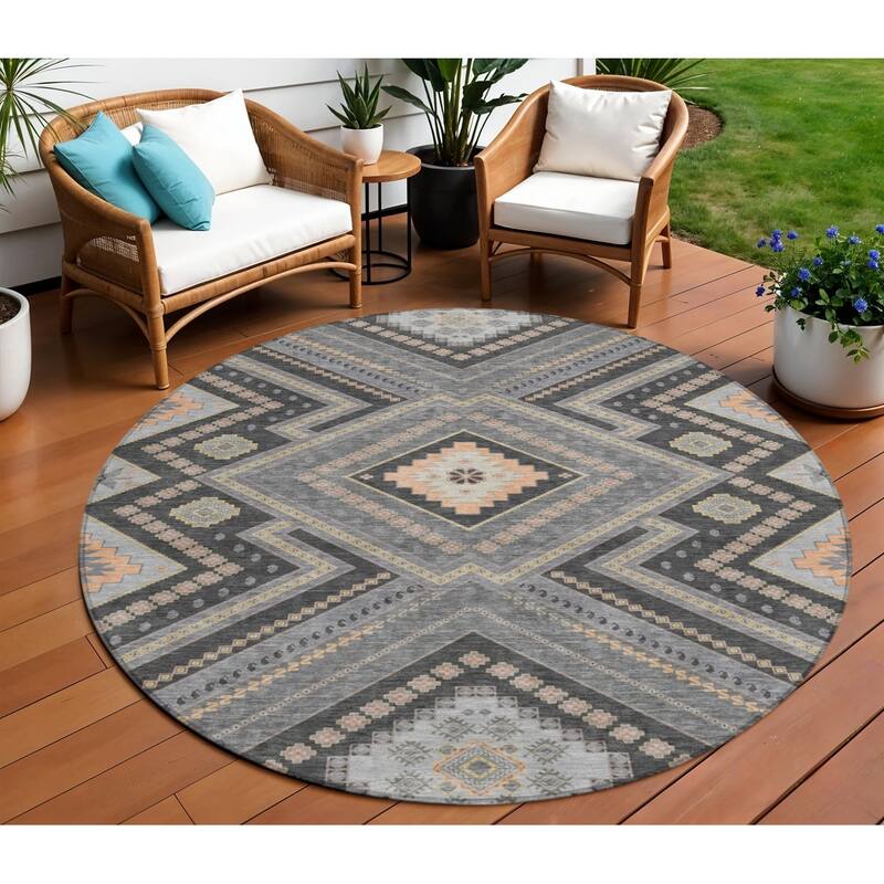HomeRoots Tribal Transitional Rectangle Outdoor Rug - 8' Round