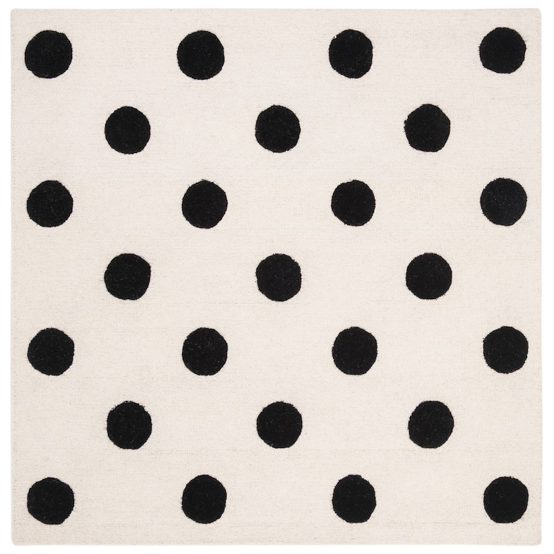 SAFAVIEH Handmade Kids Nayeli Wool Rug - 5' Square - Ivory/Black