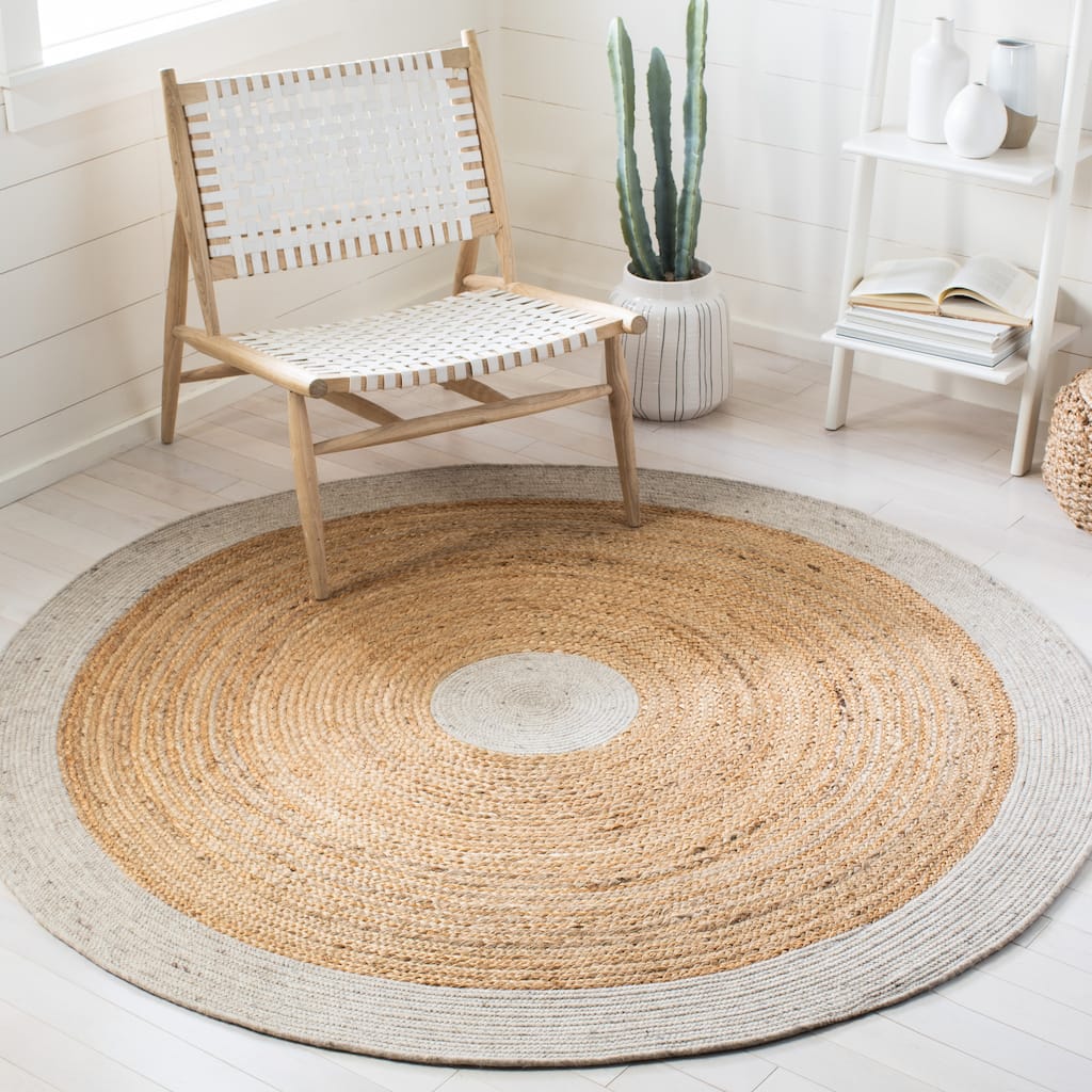 SAFAVIEH, Handmade Braided Capucine Jute Rug