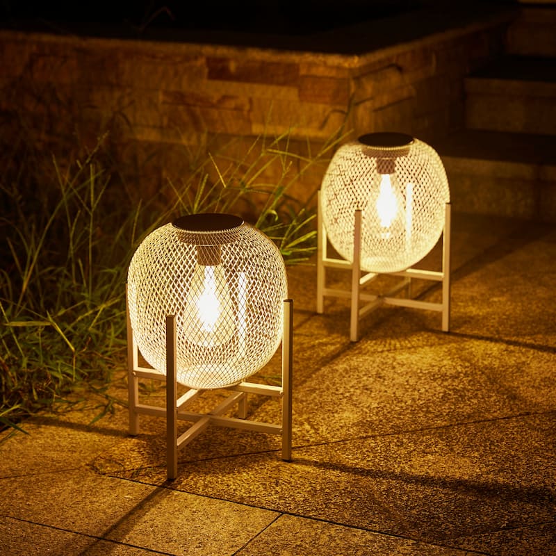 Glitzhome Metal Mesh Solar Powered Waterproof Outdoor Lanterns with Stand