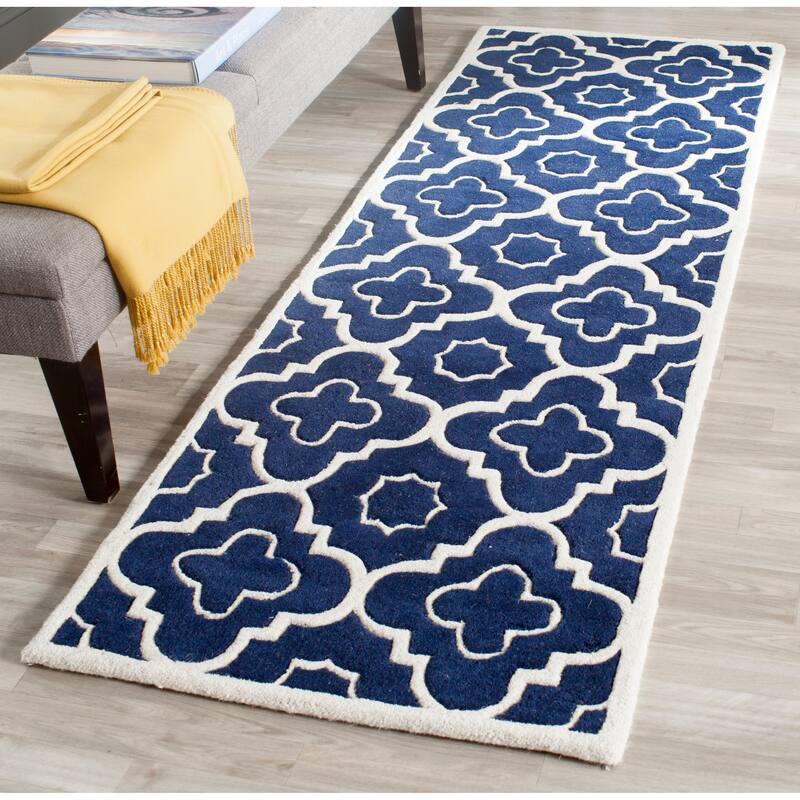 SAFAVIEH Handmade Chatham Franziska Modern Wool Rug - 2'3" x 11' Runner - Dark Blue/Ivory