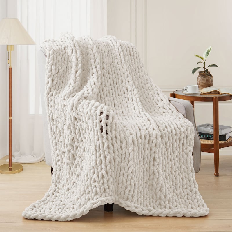 Handmade Chunky Knit Chenille Yarn Throw Blanket 50"x60" - White