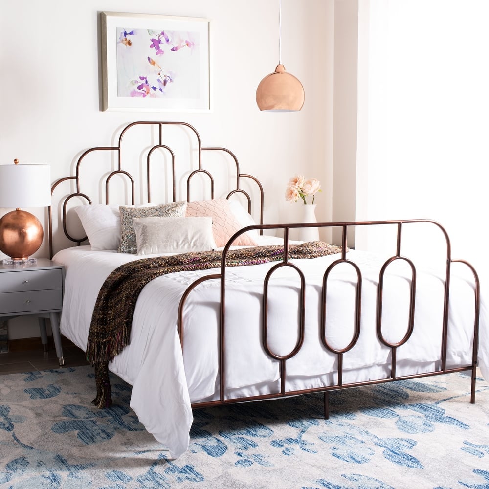SAFAVIEH Alcie Retro Metal Bed