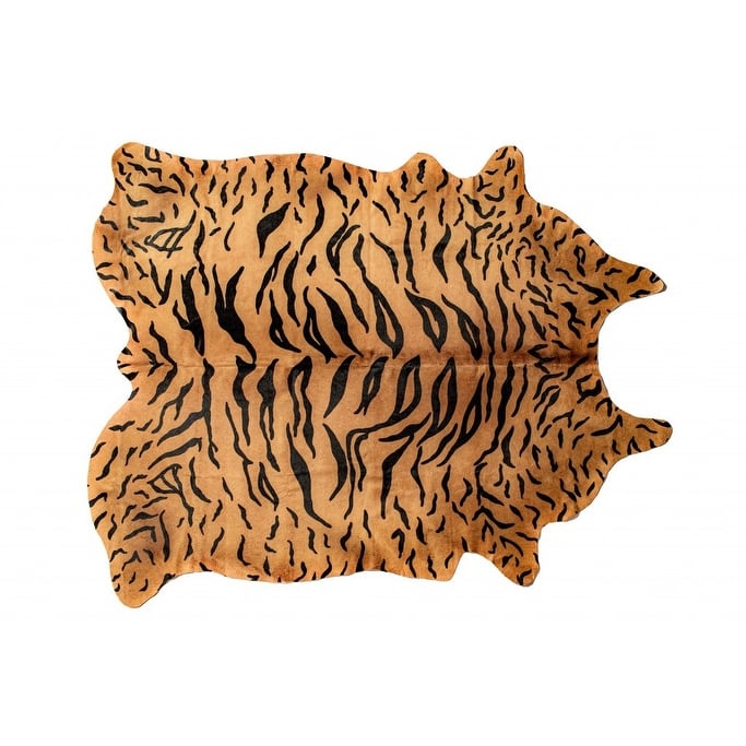 HomeRoots 5' X 7' Natural Brown And Black Cowhide Animal Print Area Rug - 5' Octagon