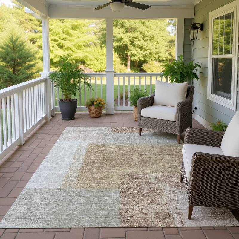 Machine Washable Indoor/ Outdoor Solid Contemporary Chantille Rug
