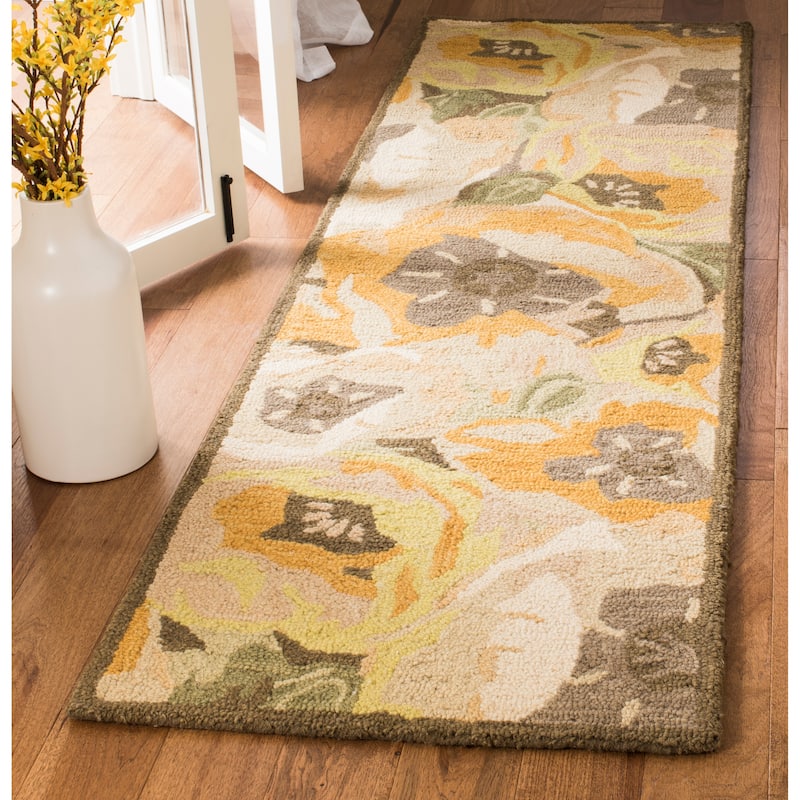 Martha Stewart by SAFAVIEH, Poppy Wool Rug - 2'3" x 8' Runner - Gold