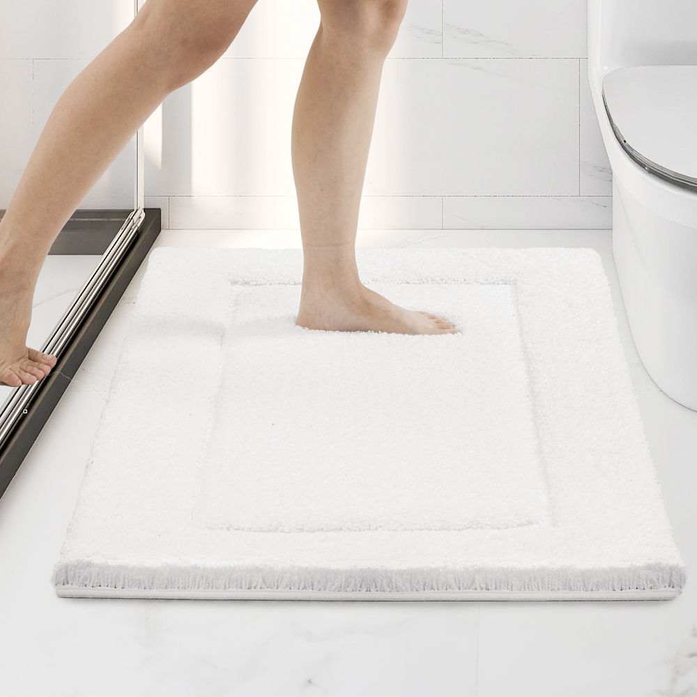 White Bathroom Rugs and Bath Mats Bed Bath Beyond