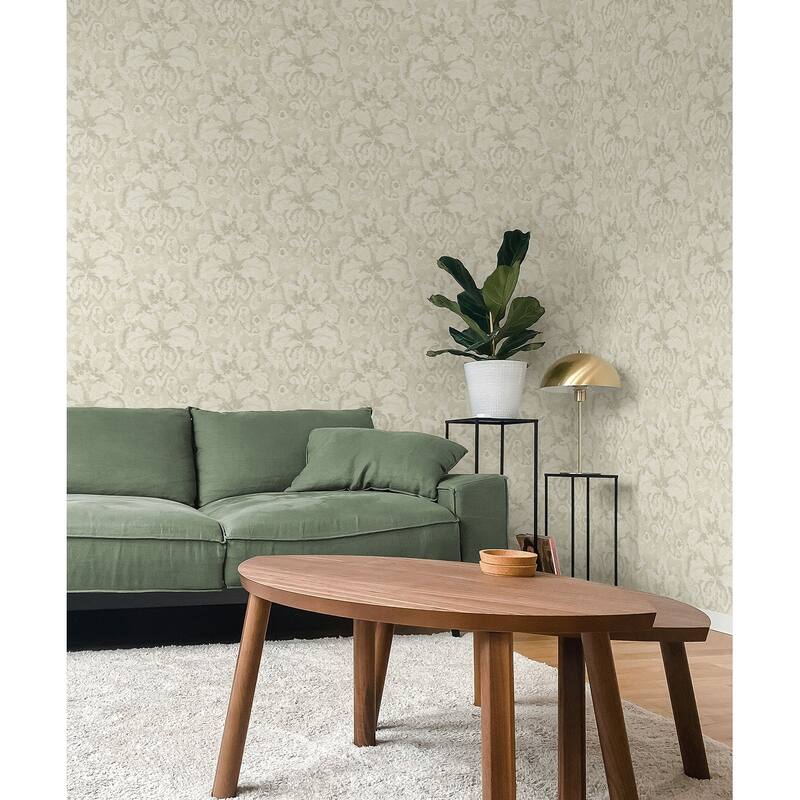 Seabrook Designs Brutus Floral Damask Unpasted Wallpaper