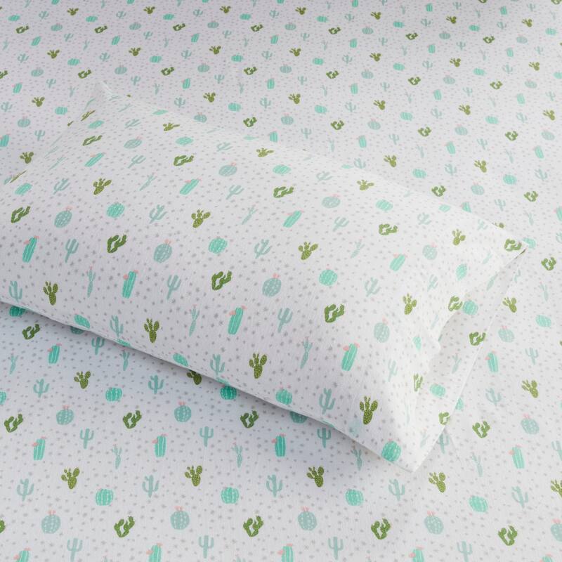 Intelligent Design Cozy Soft Cotton Flannel Printed Sheet Set