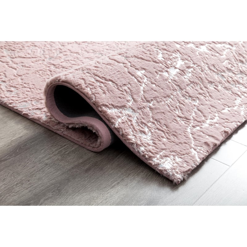 Chryso Collection Abstract Faux-Fur Rug with Foil