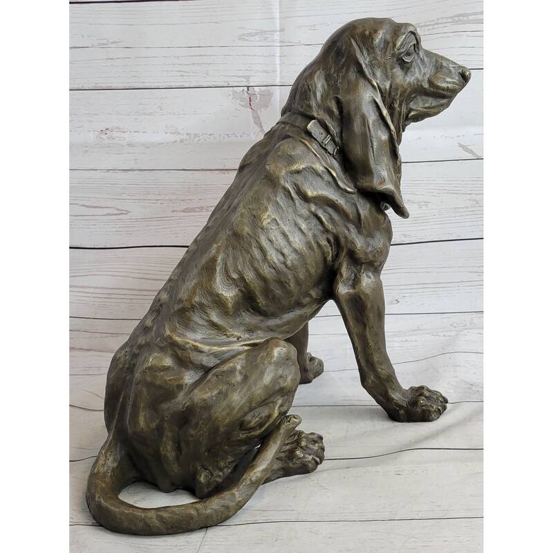 Bloodhound Bet Hound Wrinkly Dog Figure Statue Sculpture 14 Inches X 18 Inches