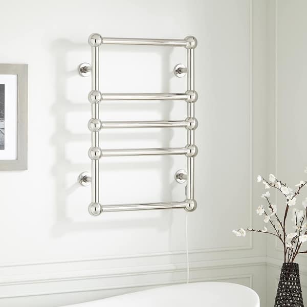 Traditional Wall-Mounted Towel Warmer